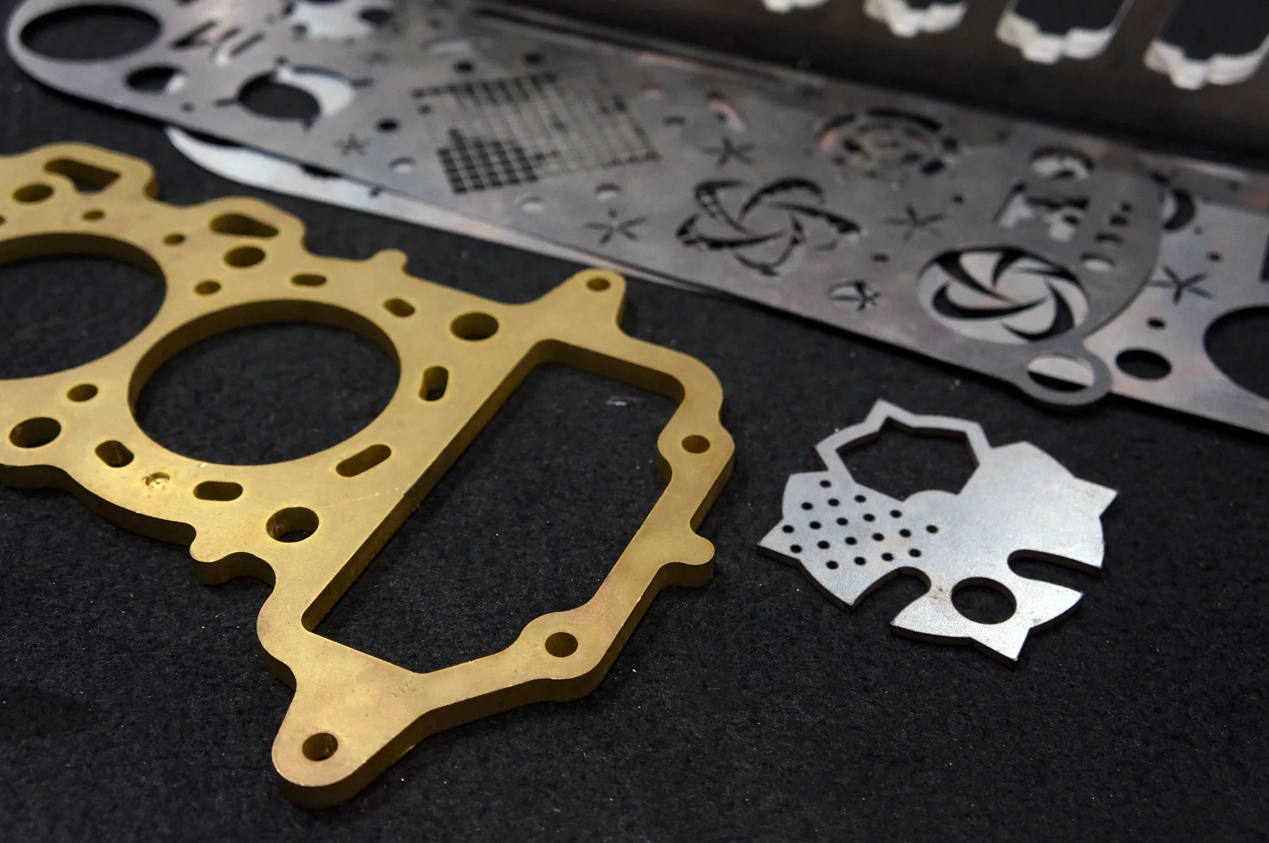 Fiber laser sheet metal parts